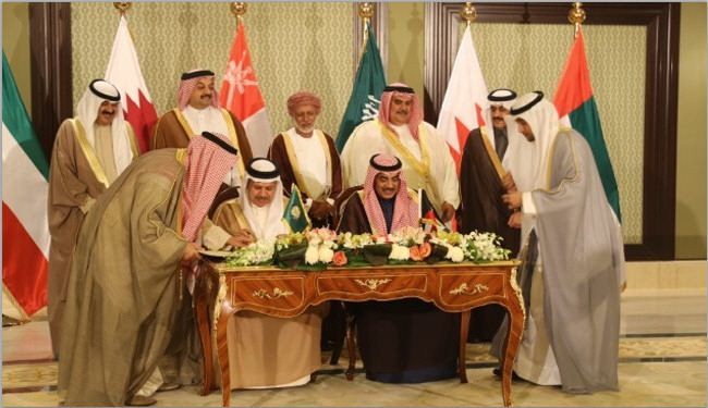السعودية سرّعت سحب السفراء من قطر استباقا لوساطة خليجية