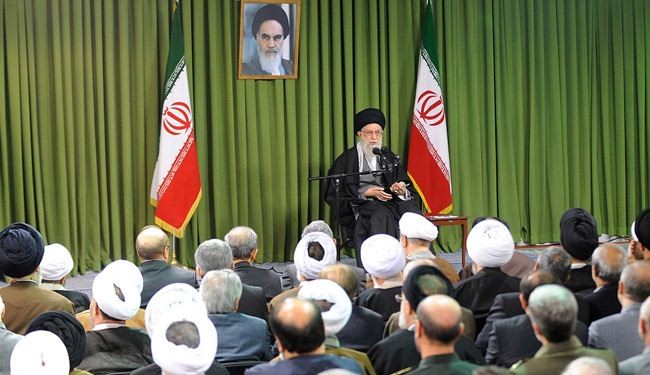 قائد الثورة: الغرب يخشى تحول الشعب الايراني إلى مصدر ملهم للعالم