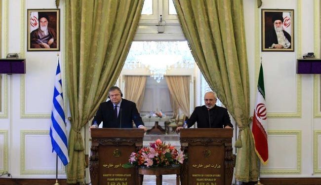 ظريف: على اميرکا الاهتمام بالواقع لمرة واحدة والى الابد