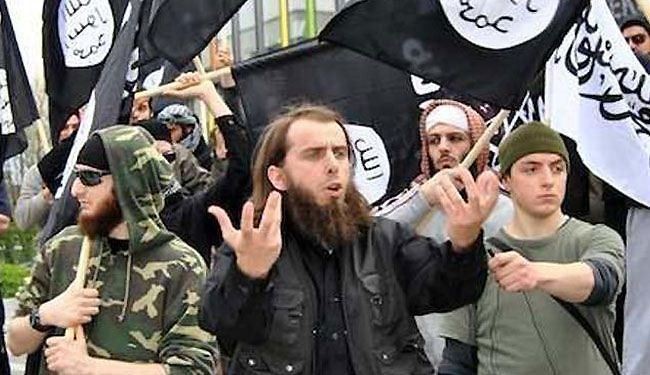 مئات الاجانب ينسحبون من صفوف المعارضة ويغادرون سوريا