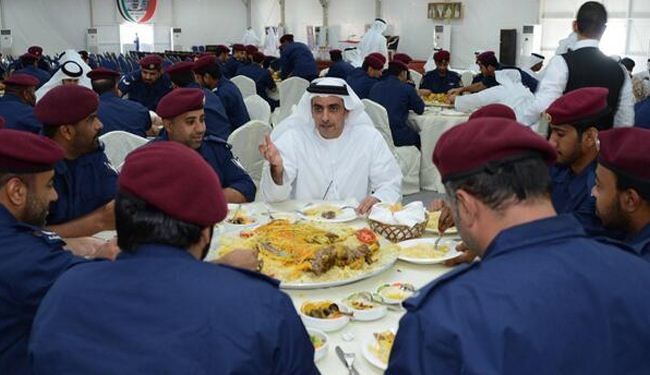 سيف آل نهيان يؤكد وجود عناصر إماراتية ضمن داخلية البحرين