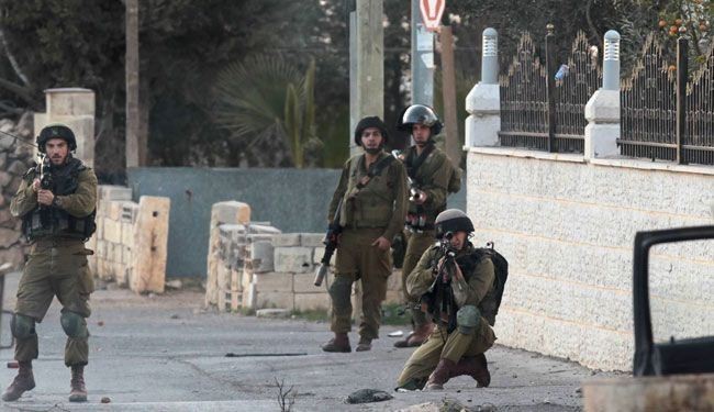 اصابة 10 فلسطينيين بنيران الاحتلال في غزة