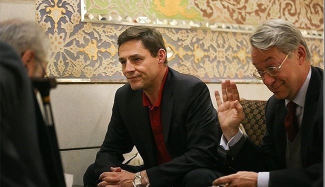 سناتورهای فرانسوی: هیچ دیدار خارج از برنامه نداریم