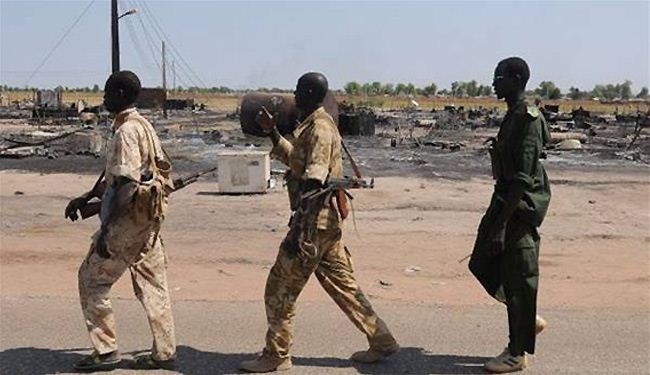 متمردو جنوب السودان يعلنون قربهم من حقول النفط الرئيسة