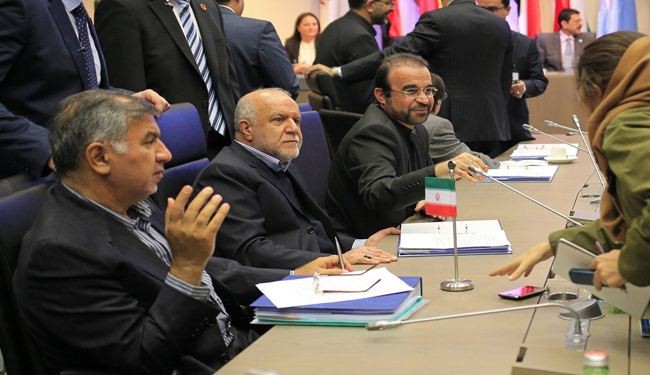 وزير النفط: أوبك ستخفض إنتاجها لعودة إيران إلى السوق العالمية