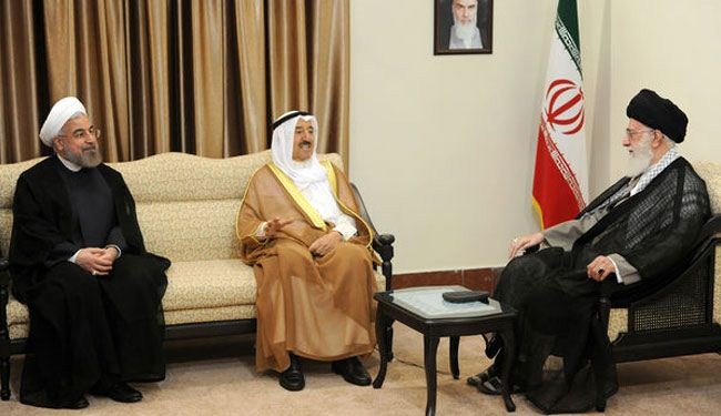 آية الله خامنئي: أمن الخليج الفارسي رهن بالعلاقات السليمة بين دوله