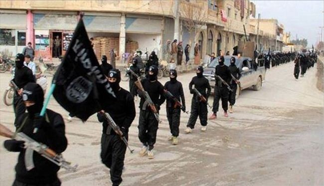 داعش تدعو لهدم المزارات وتقيد النساء وتحرم التدخين بالموصل