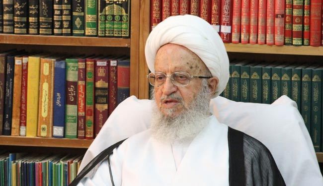 آية الله مكارم شيرازي يحذر السعودية من المساس بالشيخ النمر