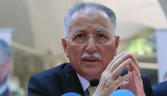 إحسان أوغلو: تركيا تحتاج في المقام الأول لحرية الصحافة