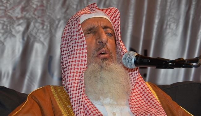 مفتي السعودية يرى المظاهرات ضد اسرائيل 