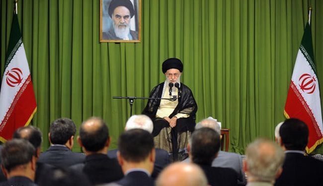 قائد الثورة: نأمل بإنفراجة سياسية بالعراق بعد تكليف رئيس الوزراء