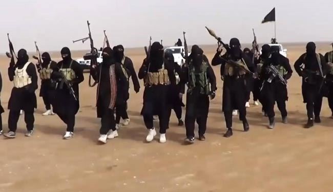 تروریست داعشی به پدرش هم رحم نمی‌کند