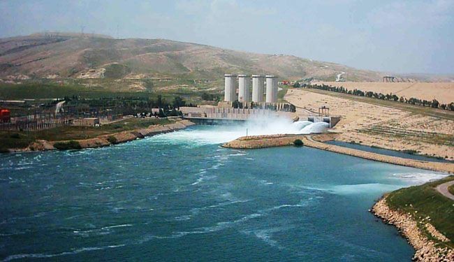 بارزاني ينفي للعالم سيطرة 