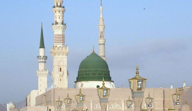 الأزهر يهاجم دراسة سعودية تدعو لنقل مرقد الرسول (ص)