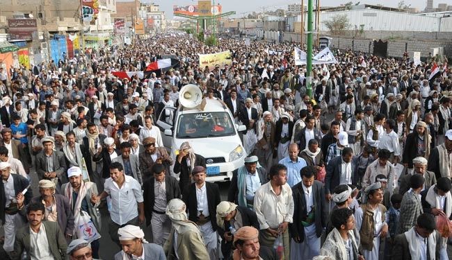 فراخوان یمنی‌ها برای ادامه اعتراضها ضد دولت