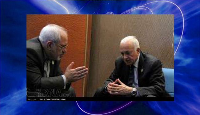 ظريف والعربي يشددان على ضرورة مكافحة الإرهاب