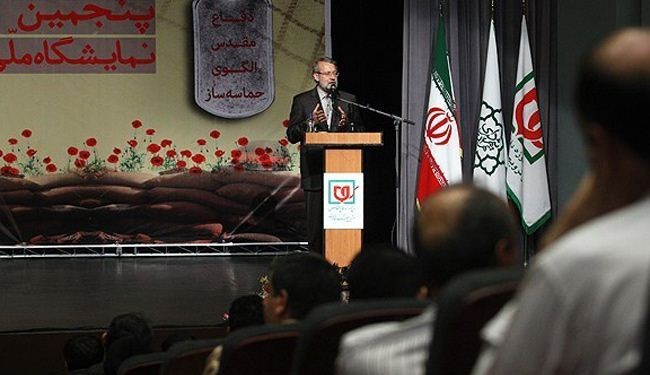لاريجاني: امريكا ستنبذ زعماء بعض دول المنطقة كما فعلت مع صدام