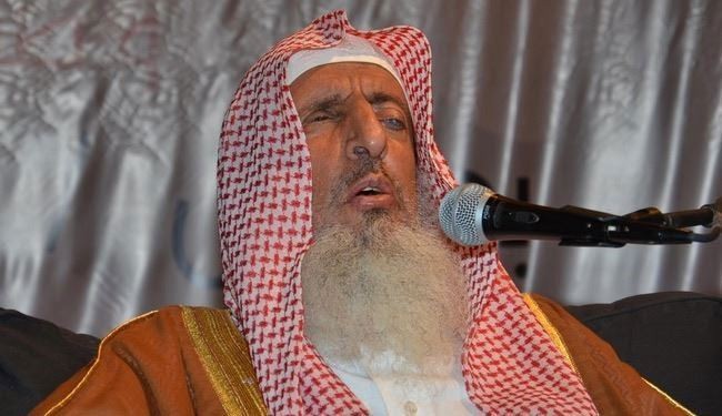 مفتي السعودية: الإرهابيون 