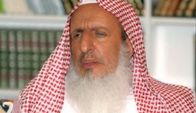 تلاش آل سعود برای کنترل دانشجویان در خارج