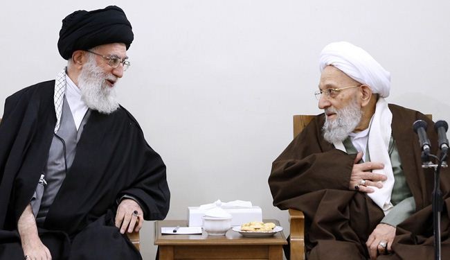 قائد الثورة الاسلامية يعزي بوفاة آية الله مهدوي كني