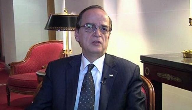 الائتلاف السوري يطلب من مصر صياغة مبادرة لحل الأزمة
