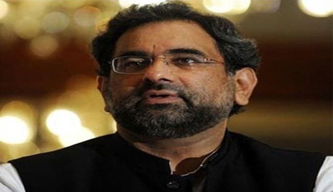 وزير النفط الباكستاني يزور طهران لاقتراح توريد الغاز المسال الإيراني