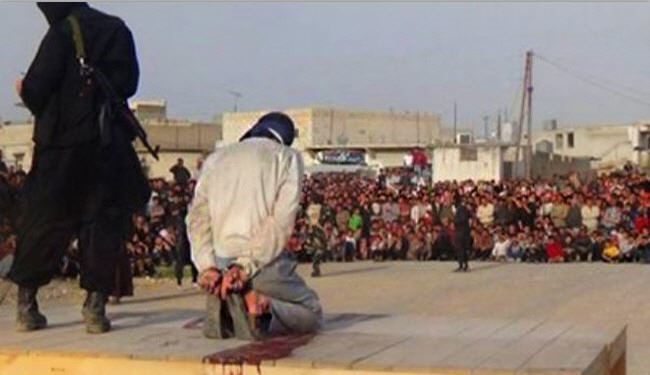 داعش يعدم 8 مسلحين معارضين بعد تسليم انفسهم شرق سوريا