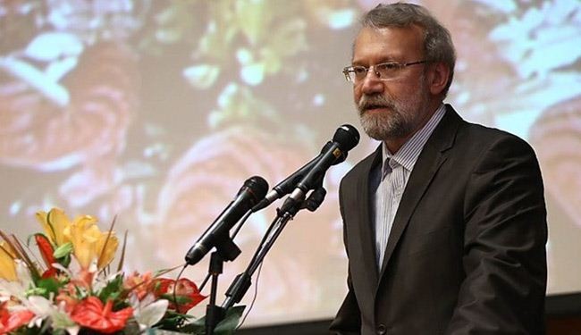 لاريجاني: ايران ساعدت اكراد وسنة العراق لمواجهة 