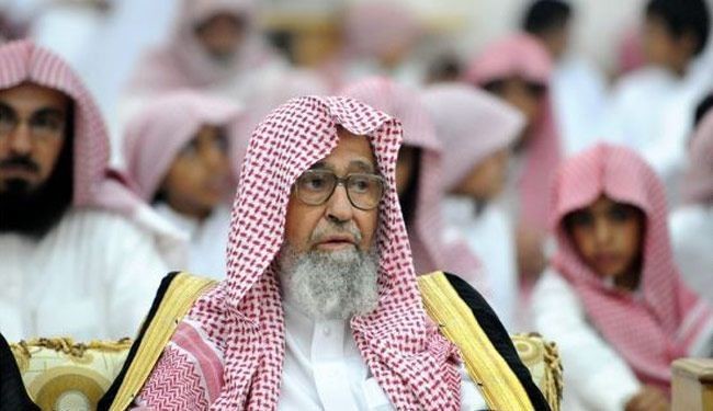 أسكتوا أمثال صالح الفوزان تسكت الفتنة