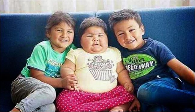 رضيعة بعمر 10 أشهر بحجم طفل في الـ5