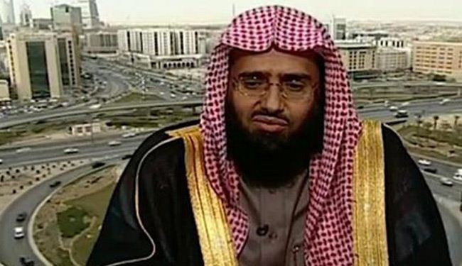 فتوى سعودية : قيادة المرأة للسيارة بأميركا جائزة وبالمملكة حرام