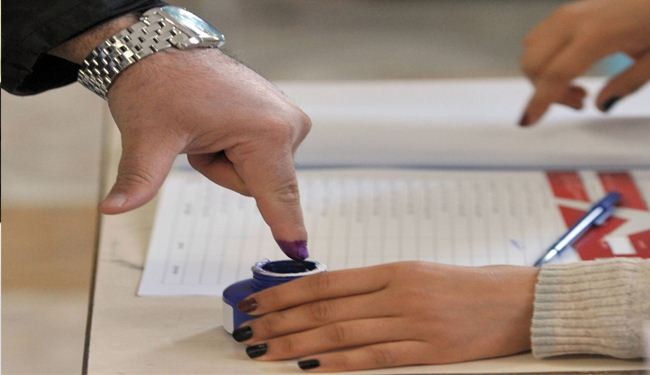 التونسيون إلى صناديق الاقتراع لاختيار رئيس بجولة اعادة