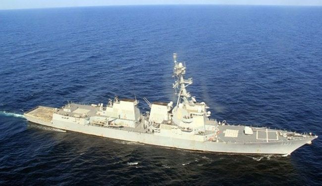 بالصور بحرية ايران تجبر قطعات أميركية على مغادرة منطقة المناورات