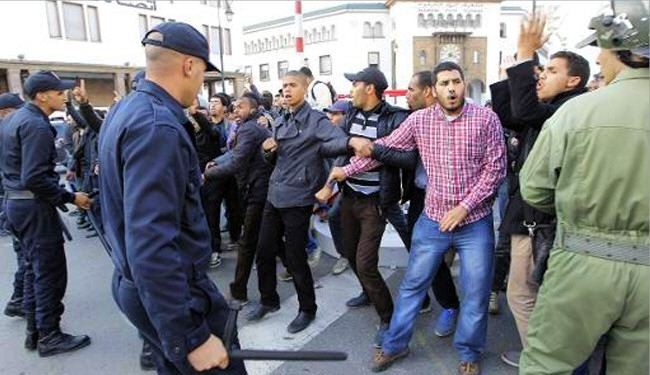 الحكومة المغربية تمنع منشورات فرنسية مسيئة لله والرسول
