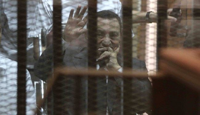 النقض المصرية تقبل طعن مبارك ونجليه بقضية قصور الرئاسة