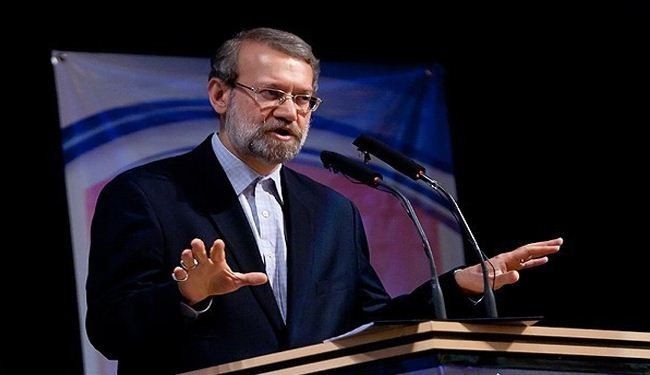لاريجاني: مشروع برلماني لاعادة اطلاق التخصيب في حال..