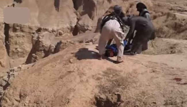 انشقاقات وعمليات إعدام داخل 