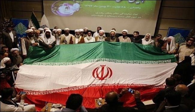 بالصور.. حفل تكريم عوائل شهداء أهل السنة في ايران