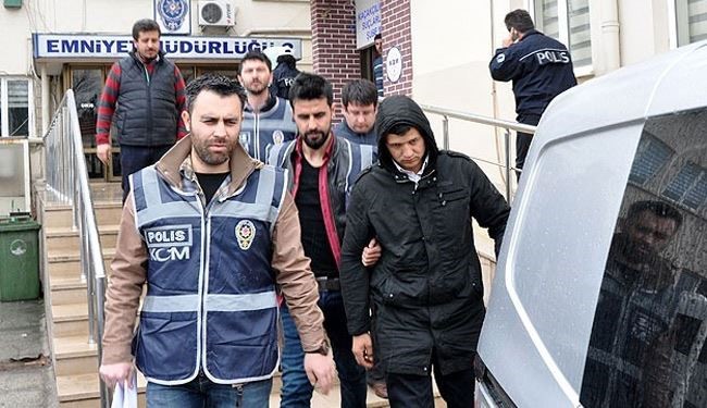 تركيا توقف 63 شخصاً بتهمة انشطة لصالح 