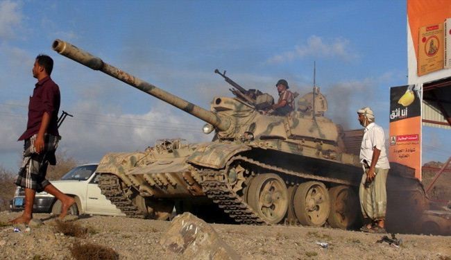 هادي يفر من عدن والصبيحي بقبضة اللجان الثورية