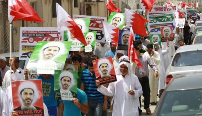 الأمن البحرينية تهاجم متظاهرين طالبوا بالافراج عن الشيخ سلمان