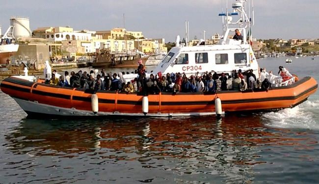 انقاذ اكثر من 3400 مهاجر غير شرعي في المتوسط في يوم واحد
