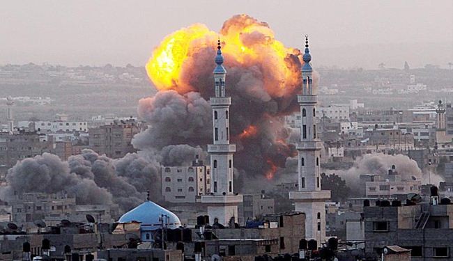 طيران الاحتلال يشن غارات على مناطق عدة في قطاع غزة