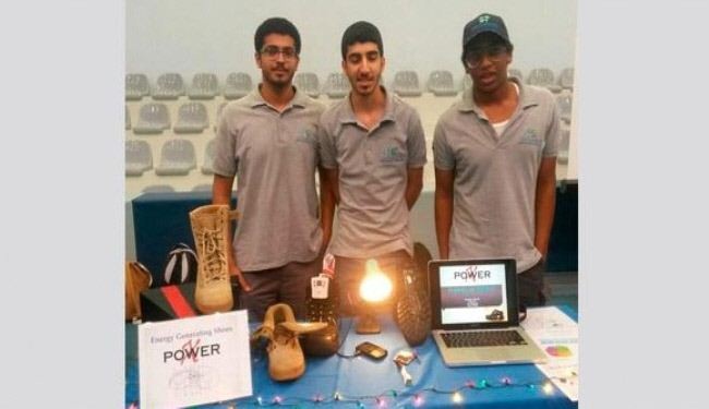 هل يمكن شحن بطارية الهاتف عن طريق حذاء؟