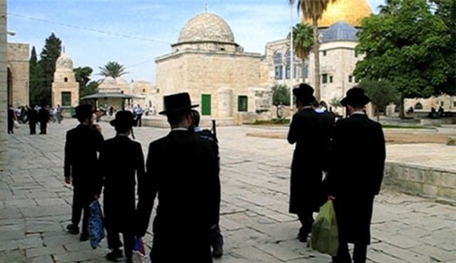 مستوطنون يقتحمون الاقصى والاحتلال يعتقل 7 أطفال