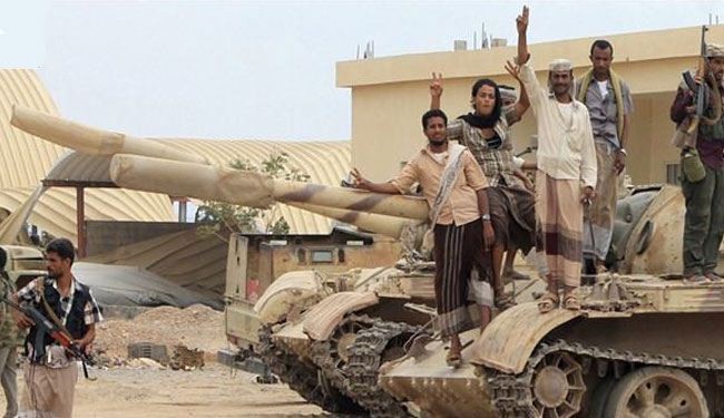 أكبر معسكرات ”مرتزقة الرياض” يسقط في عدن