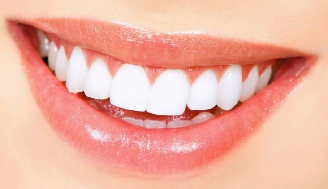 بالصور... كيف تحولت امرأة لمصاصة دماء ولماذا؟