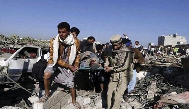 العدوان السعودي يستهدف مدنيين؛ والجيش واللجان يردان