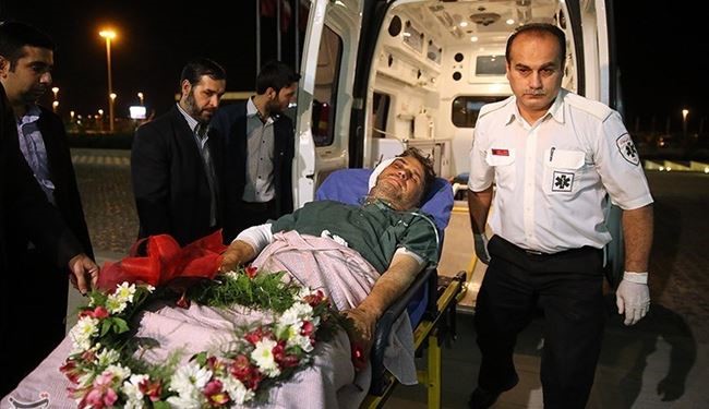این پرچم زمین نخواهد افتاد؛ رهبر را تنها نگذارید