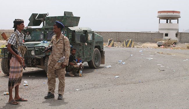 رفض لتواجد حكومة هادي في عدن ودعوة لحمل السلاح ضدها